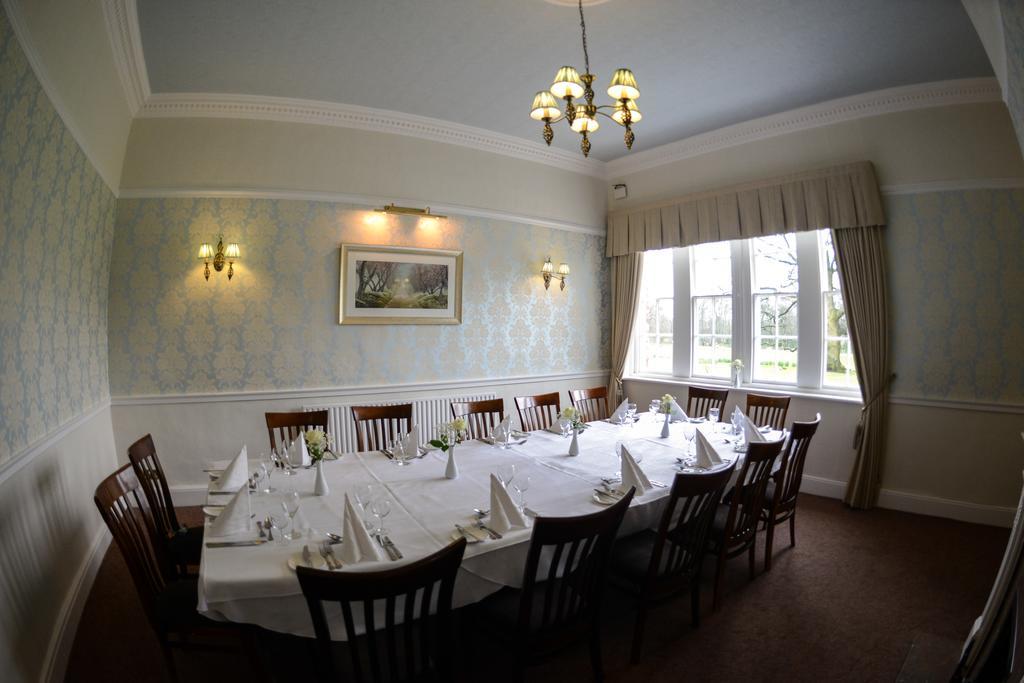 Singleton Lodge Country House Hotel 풀톤르필드 외부 사진